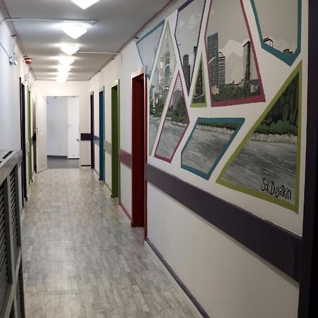 Sanera Hostel Варшава Екстер'єр фото
