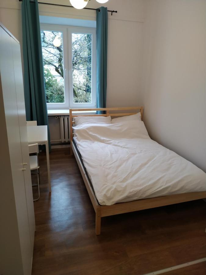 Sanera Hostel Варшава Екстер'єр фото
